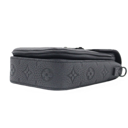 Louis Vuitton S-Lock Wearable Wallet Shoulder Bag M81524