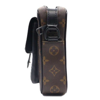 Louis Vuitton Christopher Wearable Wallet Shoulder Bag M69404