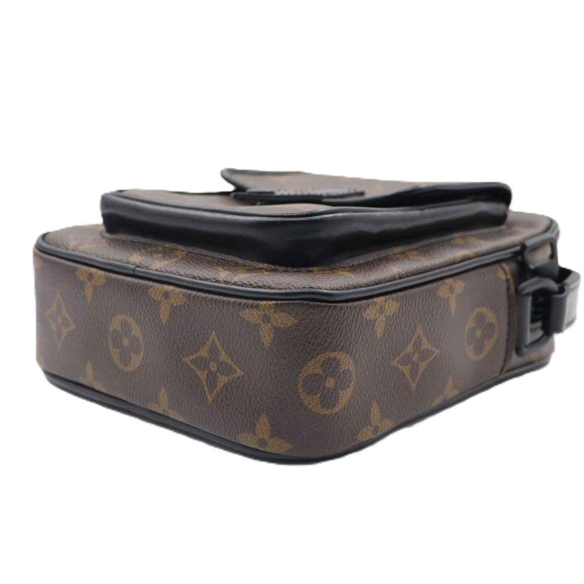 Louis Vuitton Christopher Wearable Wallet Shoulder Bag M69404