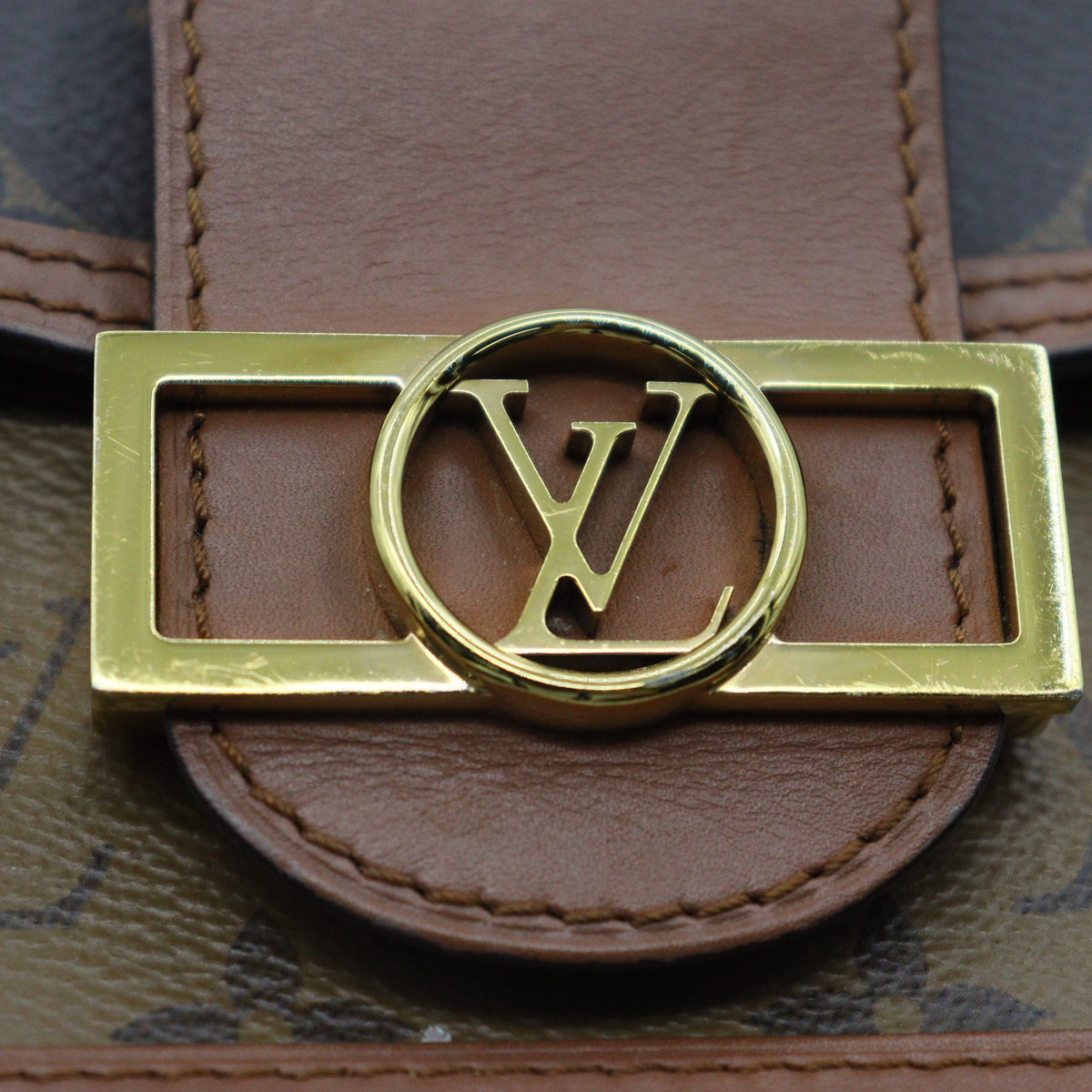 Loius Vuitton Mini Dauphine Shoulder Bag M45959