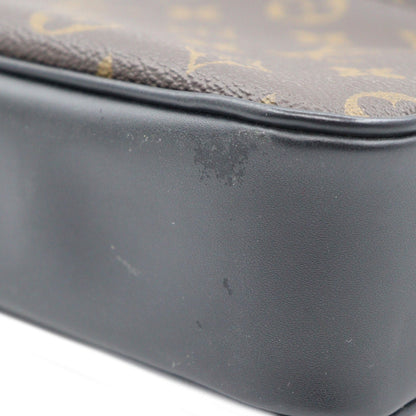 Louis Vuitton Kasai Clutch M42838